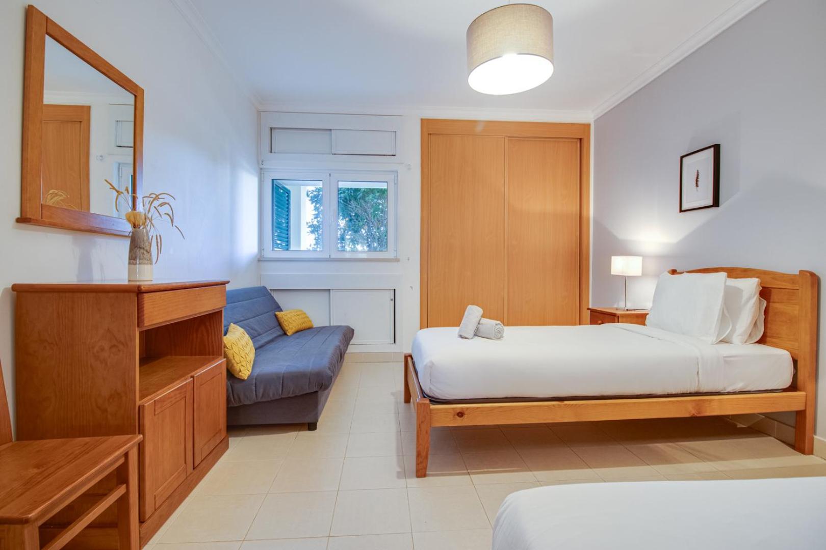 Lovely 2Bd Apart 500M Beach Ac Wi-Fi Pool Balcony Albufeira Bagian luar foto